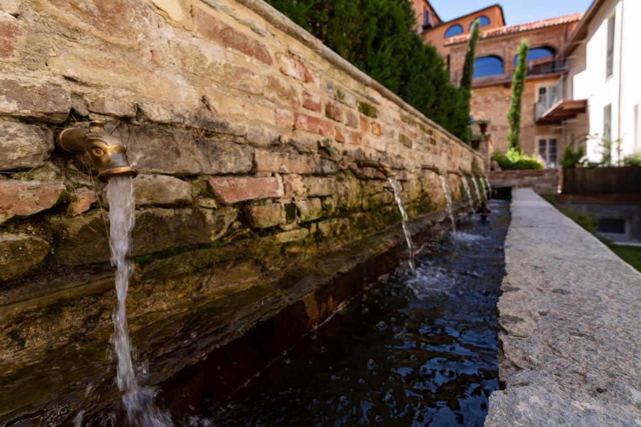 Palazzo Fauzone Relais Bed & Breakfast มอนโดวี ภายนอก รูปภาพ