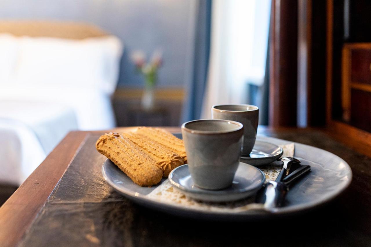 Palazzo Fauzone Relais Bed & Breakfast มอนโดวี ภายนอก รูปภาพ