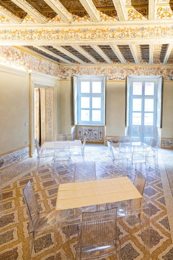 Palazzo Fauzone Relais Bed & Breakfast มอนโดวี ภายนอก รูปภาพ