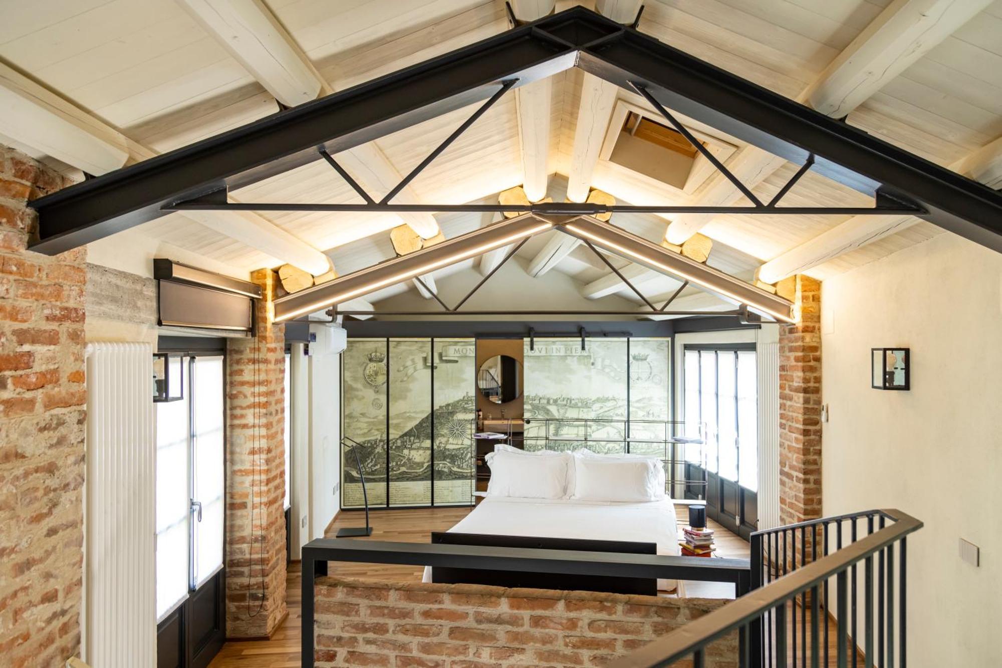 Palazzo Fauzone Relais Bed & Breakfast มอนโดวี ภายนอก รูปภาพ